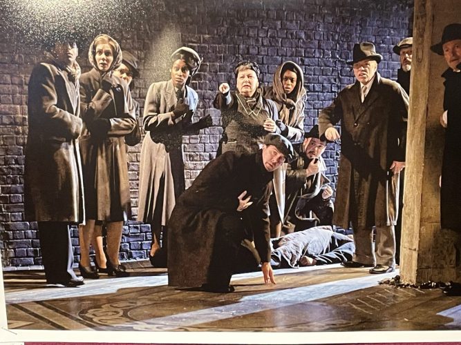 Death of the porter. Oh my God, it was hard not to laugh and then argue in German lol